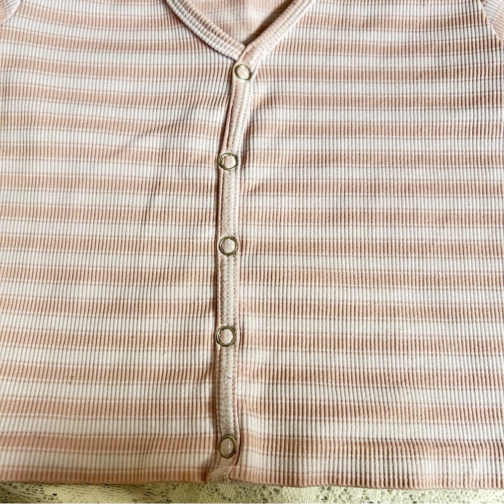 🔻🔻🔻sale Bella seamless pink strip lettuce trim sleeves crop top - Picture 4 of 7